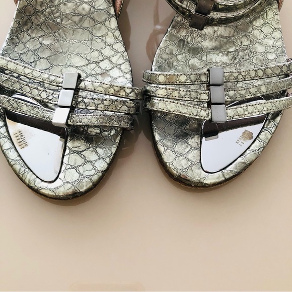 Stuart Weitzman Playful Steel Metal Python Low Heel Sandals size 9.5 - Picture 6 of 6